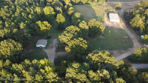 763 Mcauley Rd, Holly Springs, MS 38635