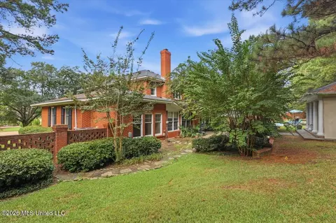 Exterior - 64 Saint Andrews Pl, Jackson, MS 39211 photo 8 of 8
