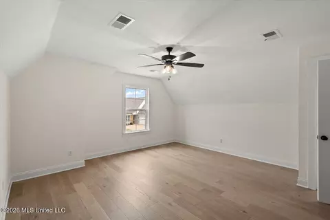 Bedroom - 957 Coahoma Ct, Nesbit, MS 38651 photo 3 of 3