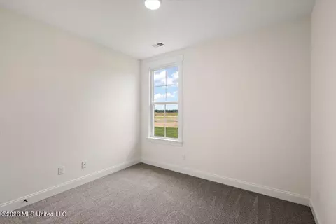 Bedroom - 957 Coahoma Ct, Nesbit, MS 38651 photo 2 of 3