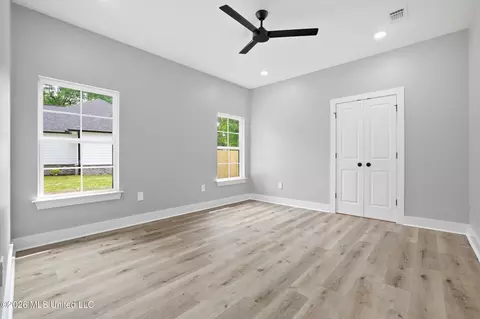 Bedroom - 11068 Shorecrest Rd, Biloxi, MS 39532 photo 1 of 4