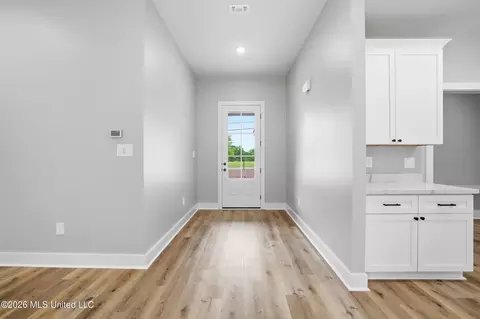 Entry Way - 11068 Shorecrest Rd, Biloxi, MS 39532 photo 1 of 5