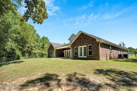 Exterior - 115 Village Ln, Mccomb, MS 39648 photo 6 of 6