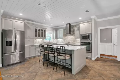 Kitchen - 115 Village Ln, Mccomb, MS 39648 photo 2 of 4