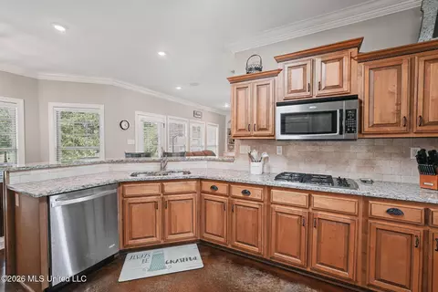 Kitchen - 7247 Eastern Dr, Olive Branch, MS 38654 photo 1 of 4