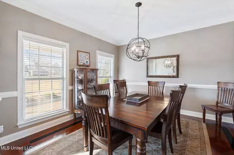 Dining - 7247 Eastern Dr, Olive Branch, MS 38654 photo 1 of 2