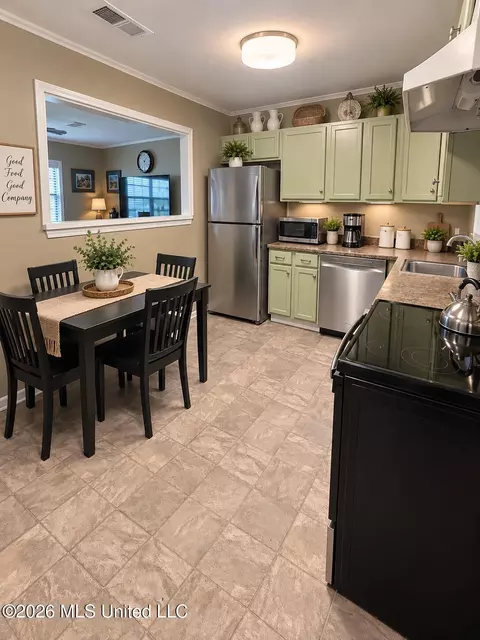 Kitchen - 15420 Old River Rd, Vancleave, MS 39565 photo 2 of 2