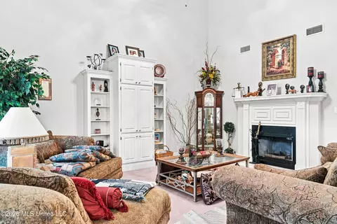 Living - 53 S Wind Ridge Loop, Purvis, MS 39475 photo 2 of 4