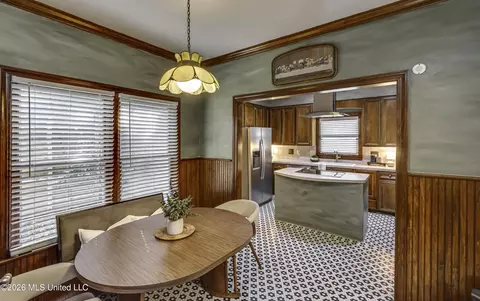 Dining - 30 Moss Forest Cir, Jackson, MS 39211 photo 3 of 3