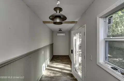 Entry Way - 30 Moss Forest Cir, Jackson, MS 39211 photo 7 of 7