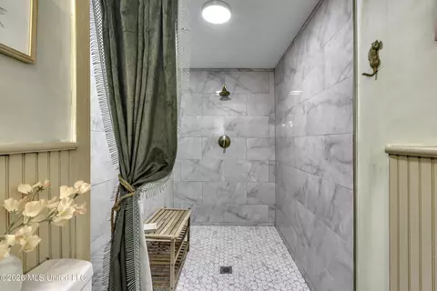 Bath - 30 Moss Forest Cir, Jackson, MS 39211 photo 2 of 7