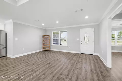 Living - 21700 Edgewood Dr, Saucier, MS 39574 photo 1 of 4