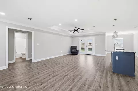 Living - 21700 Edgewood Dr, Saucier, MS 39574 photo 3 of 4