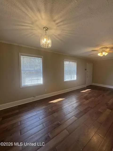Living - 250 Winfield St, Jackson, MS 39212 photo 1 of 2