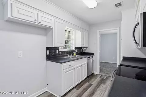 Other - 55 Pebble Hill Dr, Brandon, MS 39042 photo 3 of 9