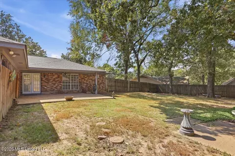 Exterior - 55 Pebble Hill Dr, Brandon, MS 39042 photo 4 of 7