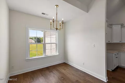 Dining - 324 Wells Dr, Hernando, MS 38632 photo 1 of 1