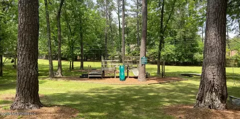 Exterior - 6 Foxcroft Ct, Madison, MS 39110 photo 4 of 4