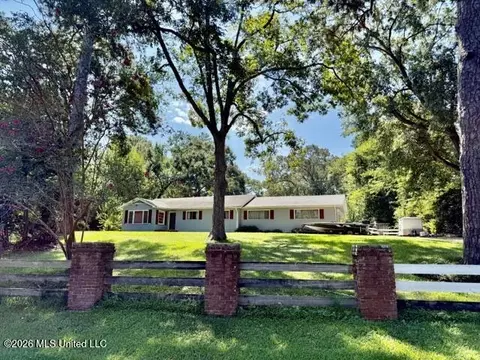 103 S Hurricane Rd, Natchez, MS 39120 photo 4