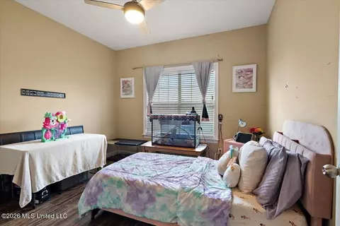 Bedroom - 338 Mallory Dr, Byram, MS 39272 photo 3 of 3