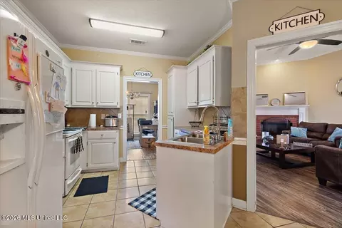 Kitchen - 338 Mallory Dr, Byram, MS 39272 photo 1 of 3
