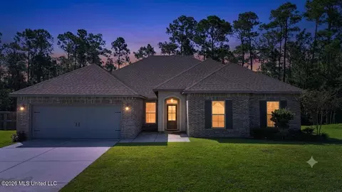 11657 Brookstone Dr, Ocean Springs, MS 39564