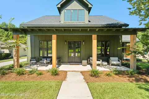 30 May Apple Ave, Hattiesburg, MS 39402