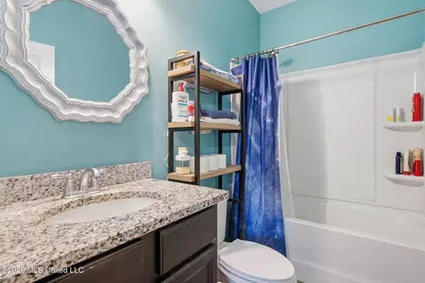 Bath - 8108 Durango Ave, Biloxi, MS 39532 photo 4 of 4