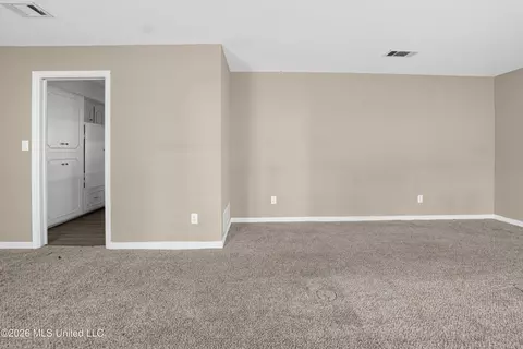 Living - 1133 Dardanelle Dr, Jackson, MS 39204 photo 10 of 11