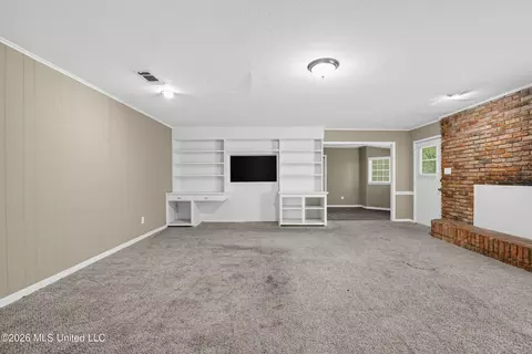 Living - 1133 Dardanelle Dr, Jackson, MS 39204 photo 6 of 11