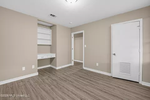 Bedroom - 1133 Dardanelle Dr, Jackson, MS 39204 photo 1 of 6