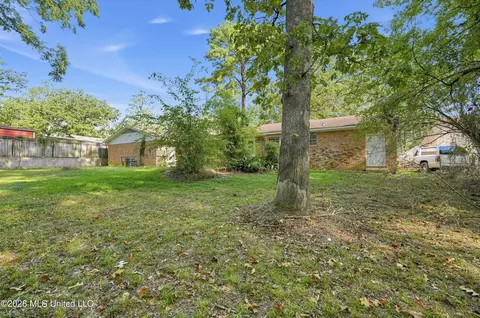 Exterior - 1133 Dardanelle Dr, Jackson, MS 39204 photo 2 of 3