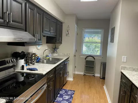 Kitchen - 279 Highpoint Dr, Diamondhead, MS 39525 photo 1 of 2