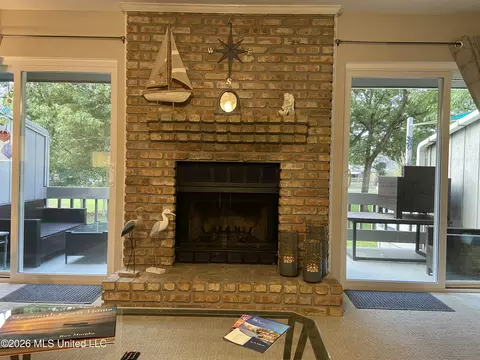Living - 279 Highpoint Dr, Diamondhead, MS 39525 photo 1 of 3