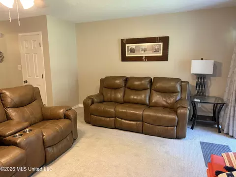 Living - 279 Highpoint Dr, Diamondhead, MS 39525 photo 2 of 3