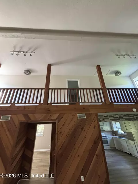 Entry Way - 19416 Highway 15, Saucier, MS 39574 photo 3 of 5