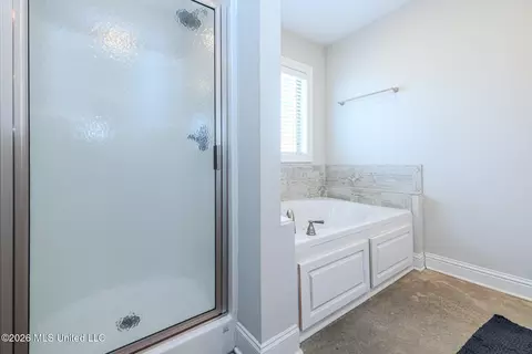 Bath - 126 Richmond Way, Canton, MS 39046 photo 5 of 5