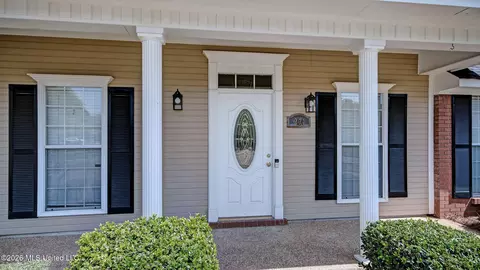 Exterior - 204 Planters Cv, Madison, MS 39110 photo 4 of 7