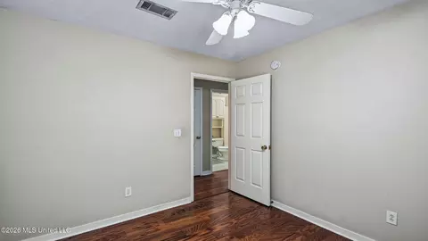 Bedroom - 204 Planters Cv, Madison, MS 39110 photo 4 of 5
