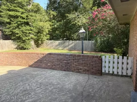 Exterior - 5460 Saratoga Dr, Jackson, MS 39211 photo 4 of 5