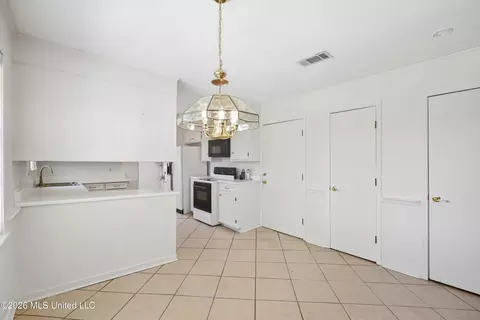Other - 454 Cheyenne Ln, Madison, MS 39110 photo 4 of 6