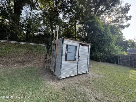 Exterior - 102 Brookfield Dr, Natchez, MS 39120 photo 19 of 19