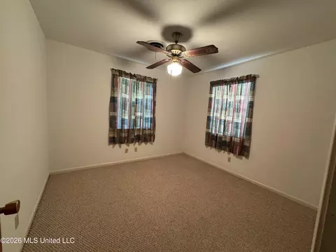 Bedroom - 102 Brookfield Dr, Natchez, MS 39120 photo 1 of 7