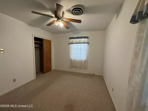 Bedroom - 102 Brookfield Dr, Natchez, MS 39120 photo 3 of 7