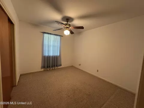 Bedroom - 102 Brookfield Dr, Natchez, MS 39120 photo 7 of 7