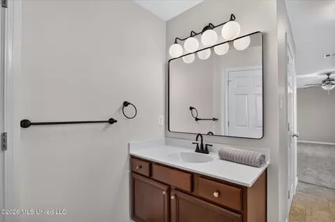 Bath - 3104 Wayne Dr, Biloxi, MS 39530 photo 3 of 4