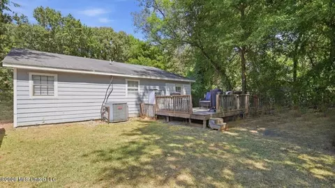 Exterior - 3609 W Northside Dr, Jackson, MS 39213 photo 3 of 4