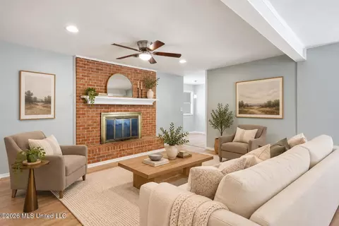 Living - 5225 Sunnyvale Dr, Jackson, MS 39211 photo 9 of 11