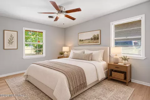 Bedroom - 5225 Sunnyvale Dr, Jackson, MS 39211 photo 2 of 2