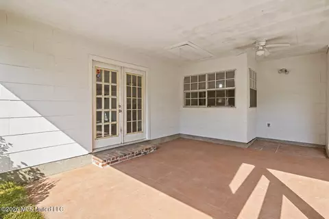 Exterior - 5225 Sunnyvale Dr, Jackson, MS 39211 photo 8 of 15